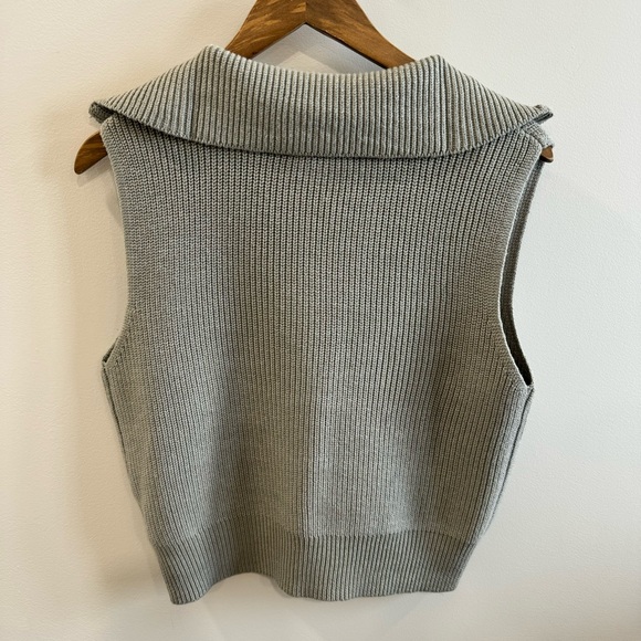 Sincerely Jules Knit Vest - Picture 2 of 6